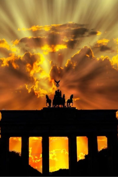 The First Light Mage